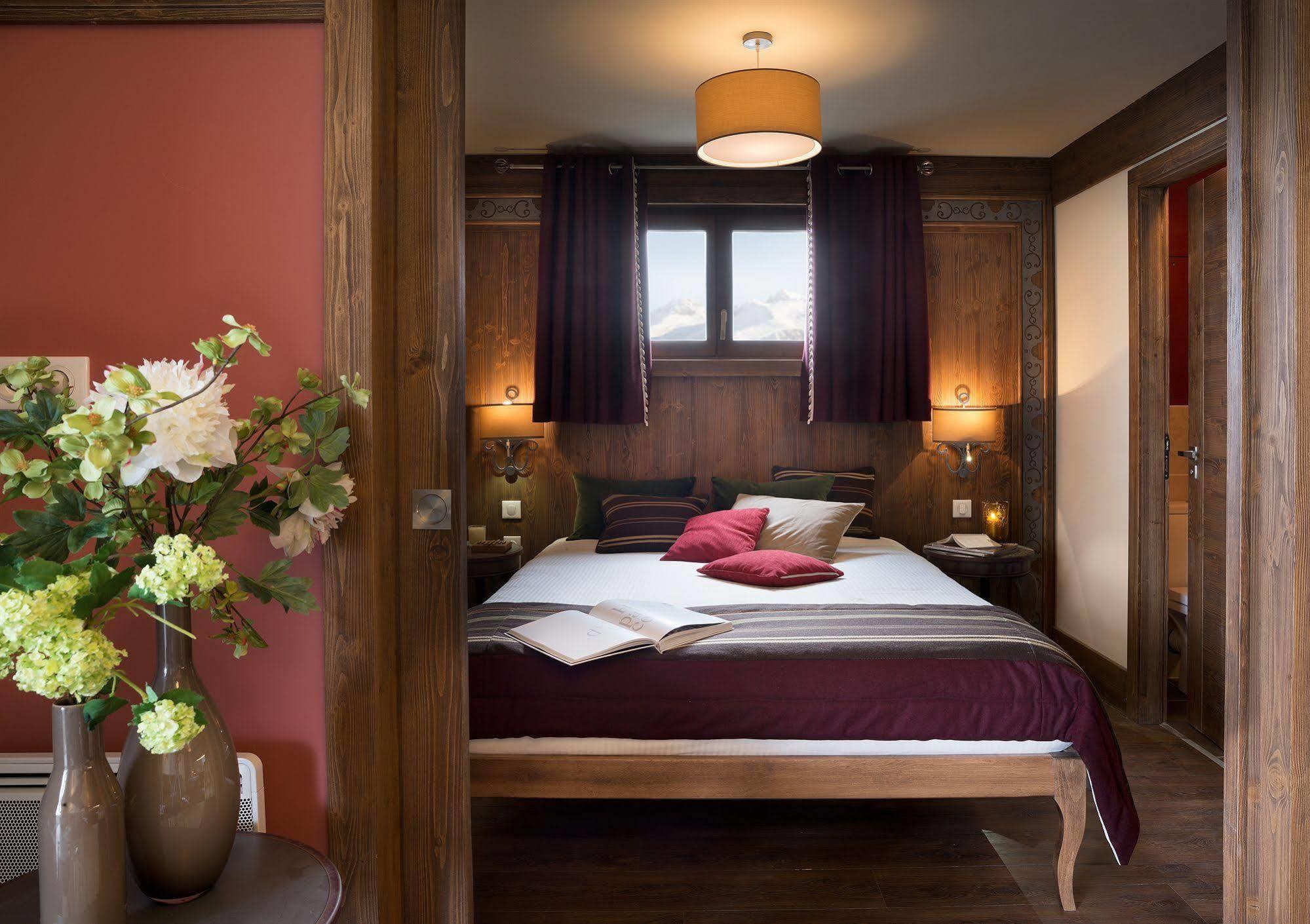 Hotel Le Hameau Du Kashmir Val Thorens Esterno foto